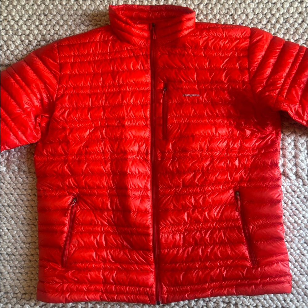 Patagonia Ultralight Down Jacket RARE 

LIKE NEW
